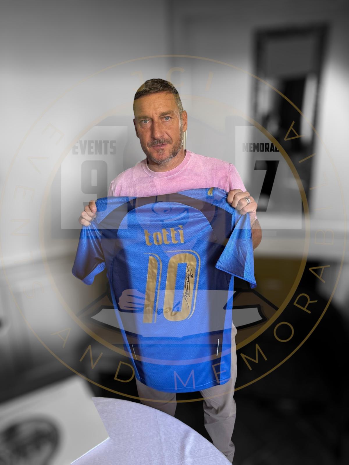 Francesco Totti signed Italy 2006 shirt