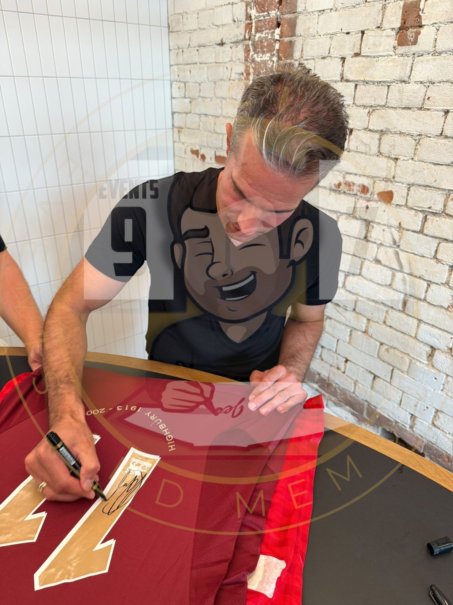 Robin Van Persie Hand signed Arsenal shirt