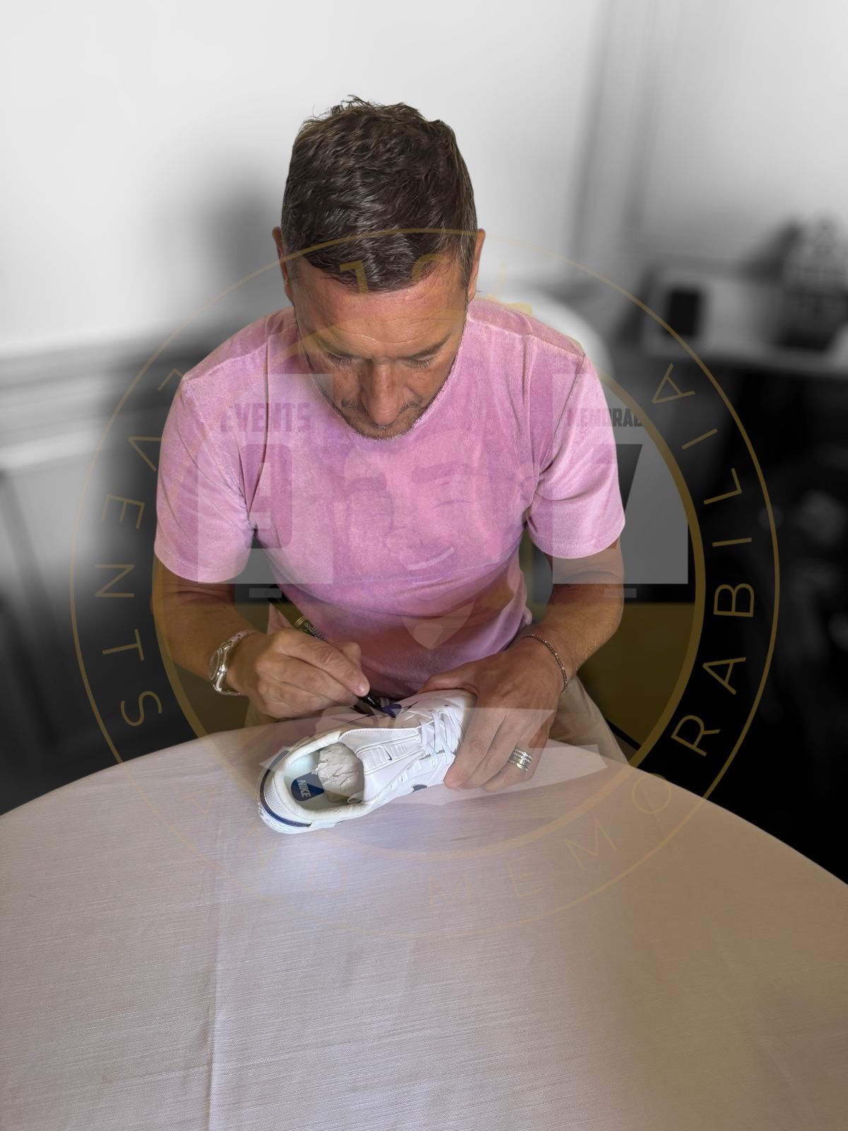 Francesco Totti hand signed Nike Boot