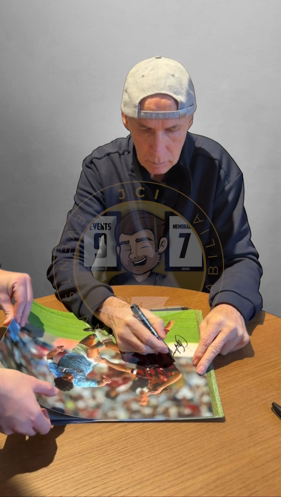 Franco Baresi hand signed 16x12 Image