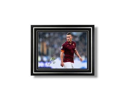 Francesco Totti Hand signed 16x12 Image - Framed