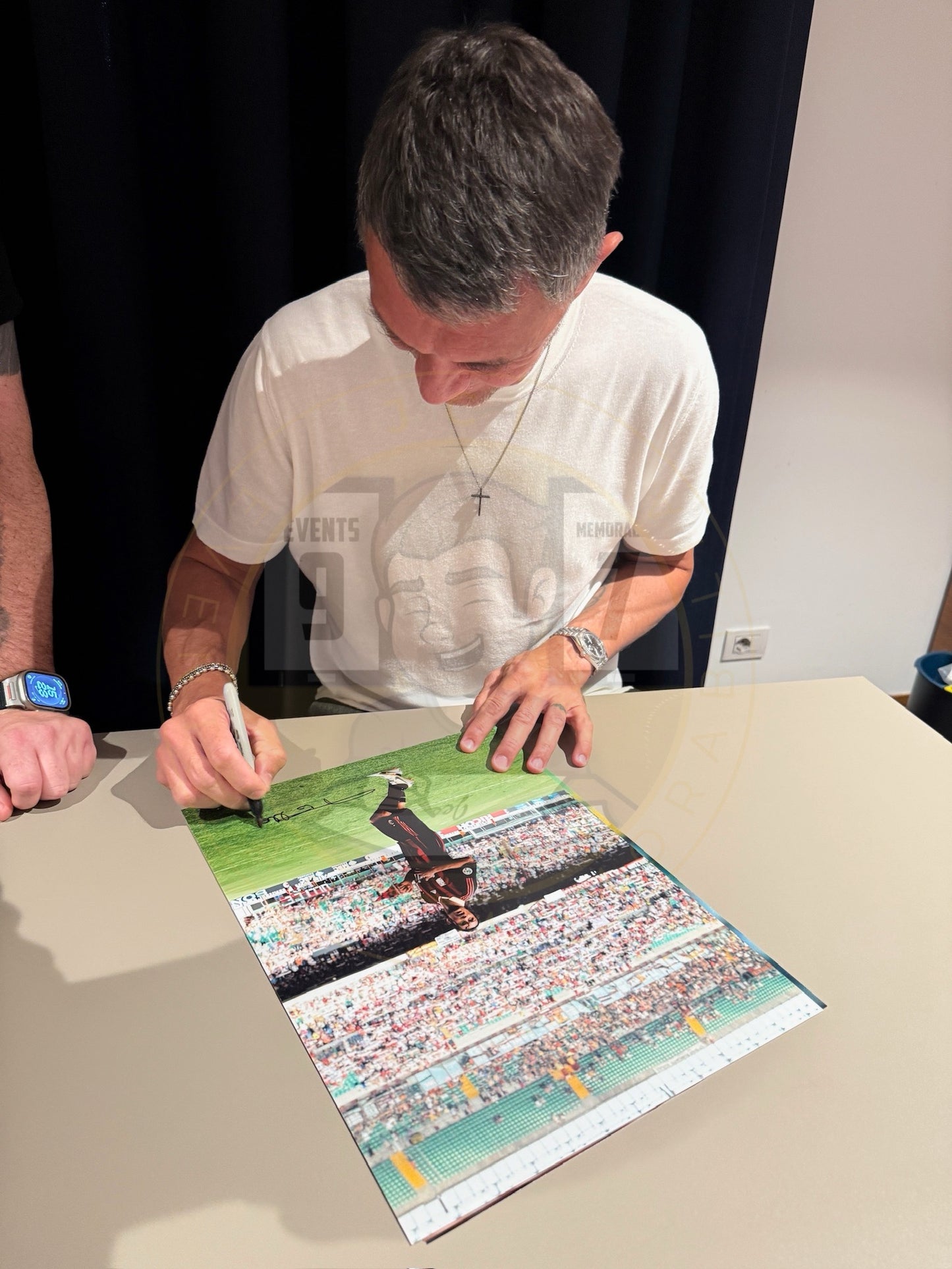 Paolo Maldini hand signed 16x12 image