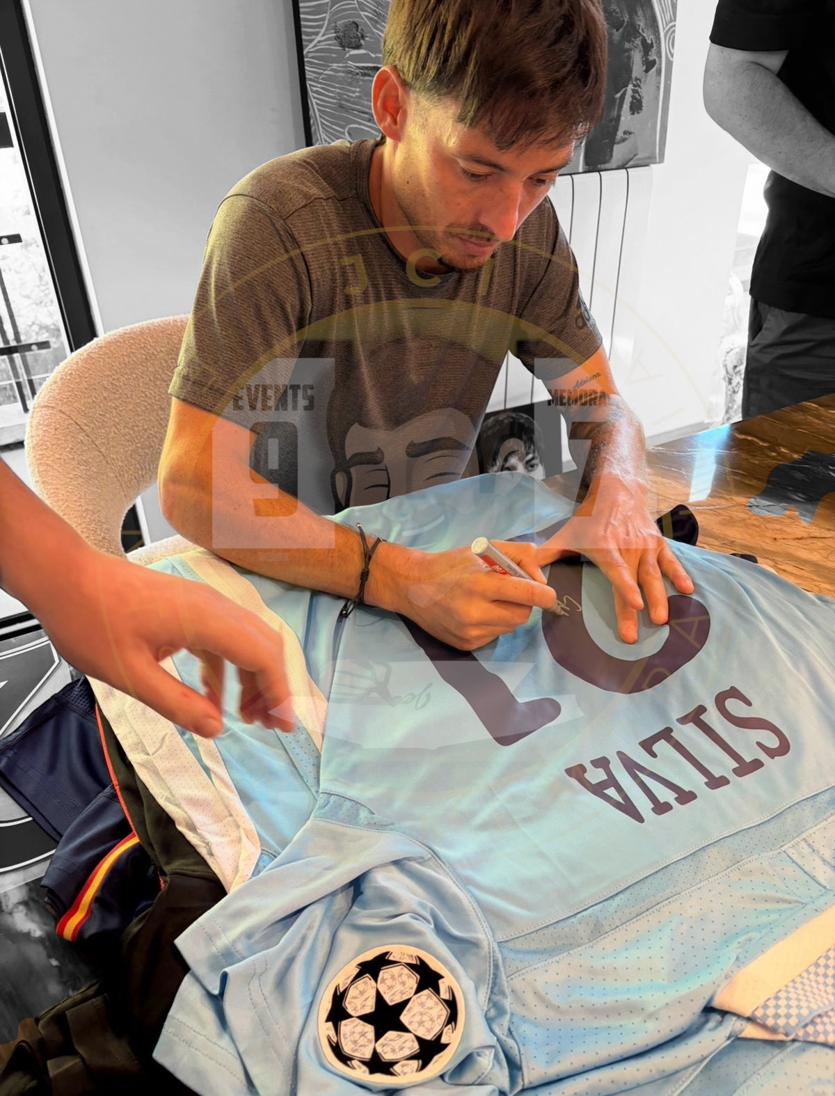 David Silva Hand Signed Manchester City Shirt