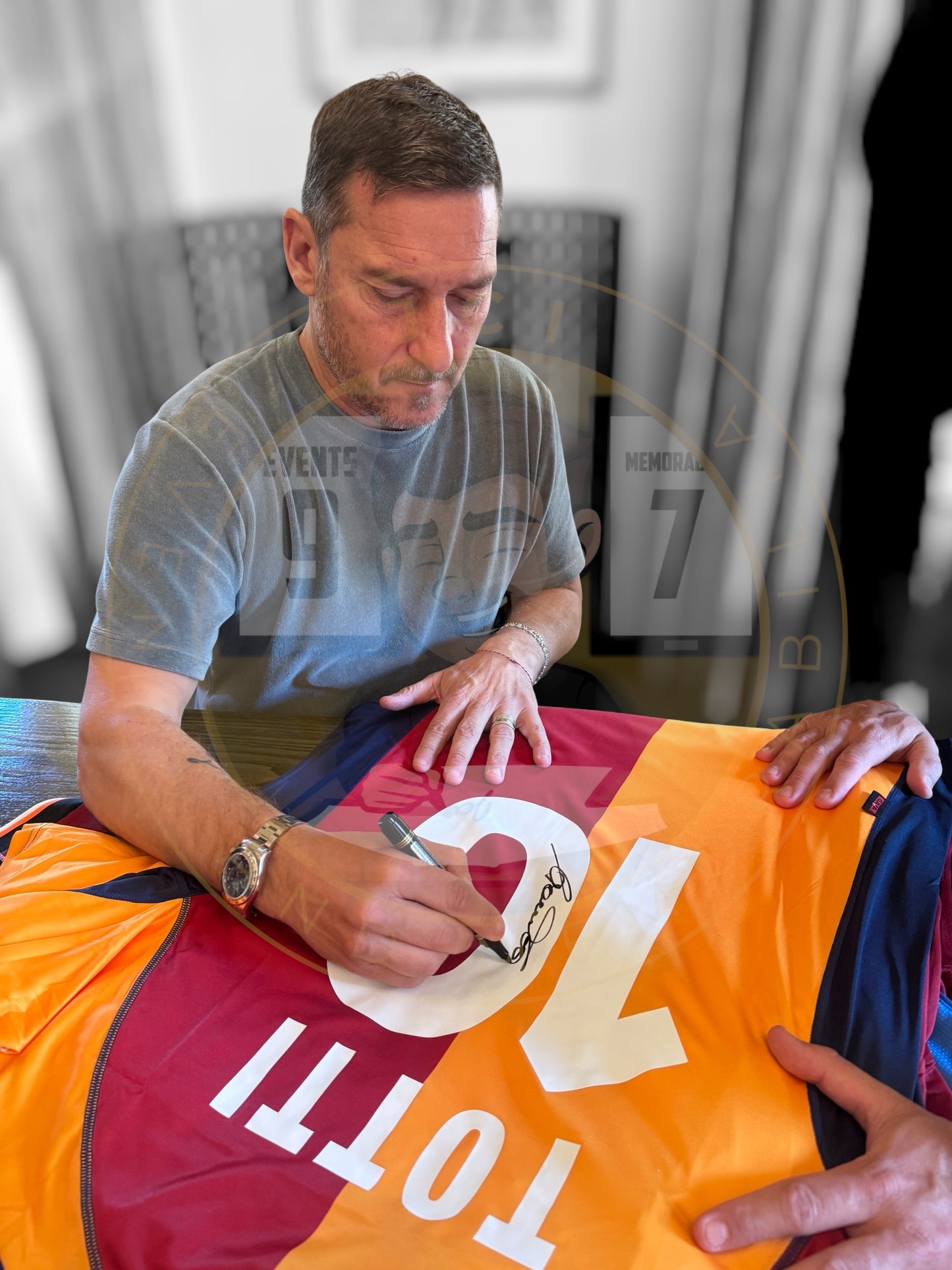 Francesco Totti signed Roma shirt